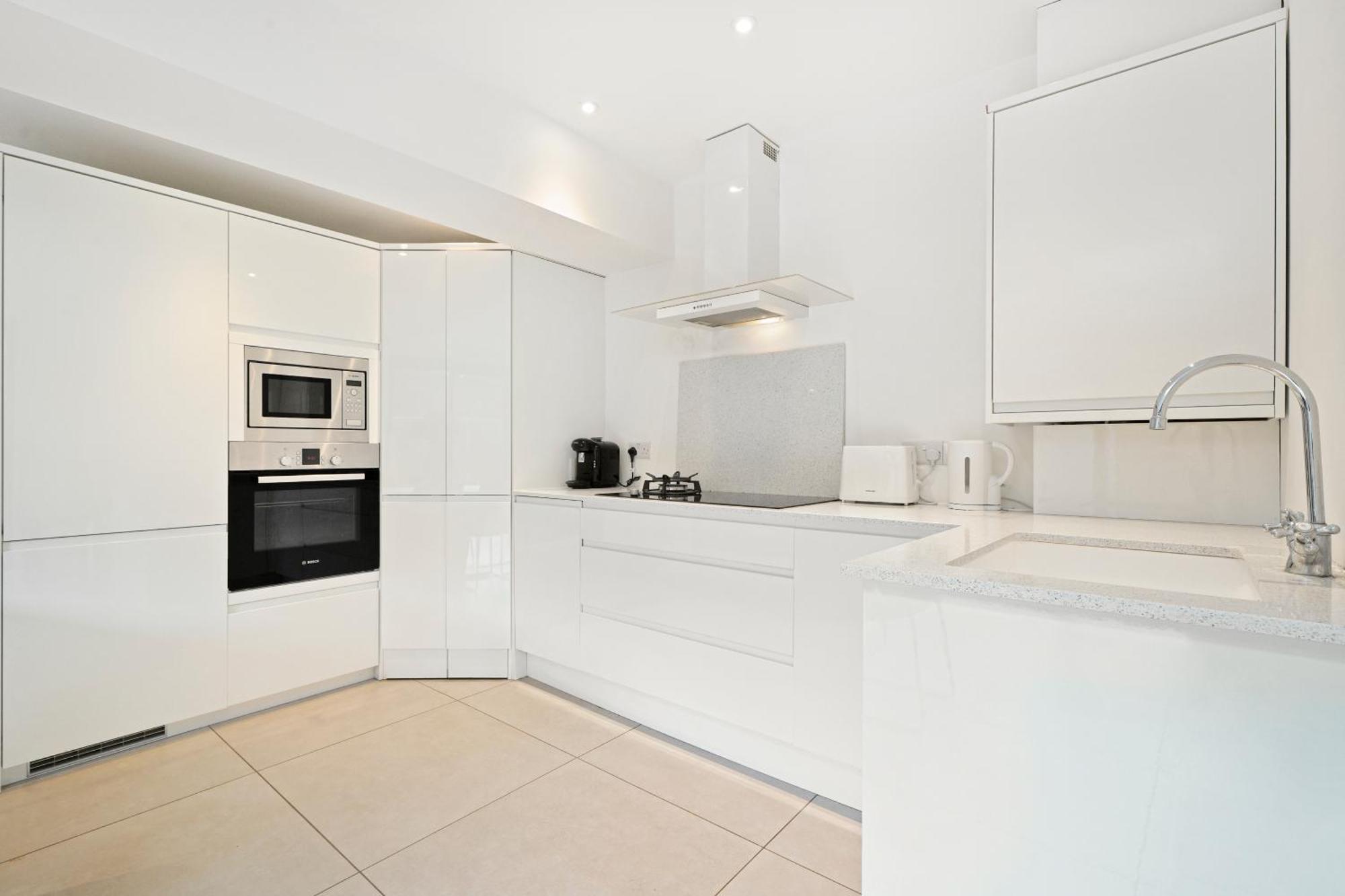 The Wimbledon Hideaway - Glamorous 3Bdr House With Garden ลอนดอน ภายนอก รูปภาพ